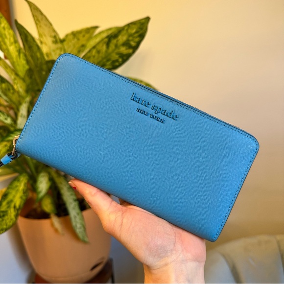 NWOT Kate Spade Larchmont Avenue Neda Wallet Electric Blue - Picture 8 of 8